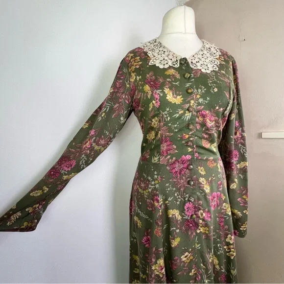 Laura Ashley Vintage Green Floral Long Sleeve Lace Collar Maxi Dress UK 10-12 - Picture 9 of 14
